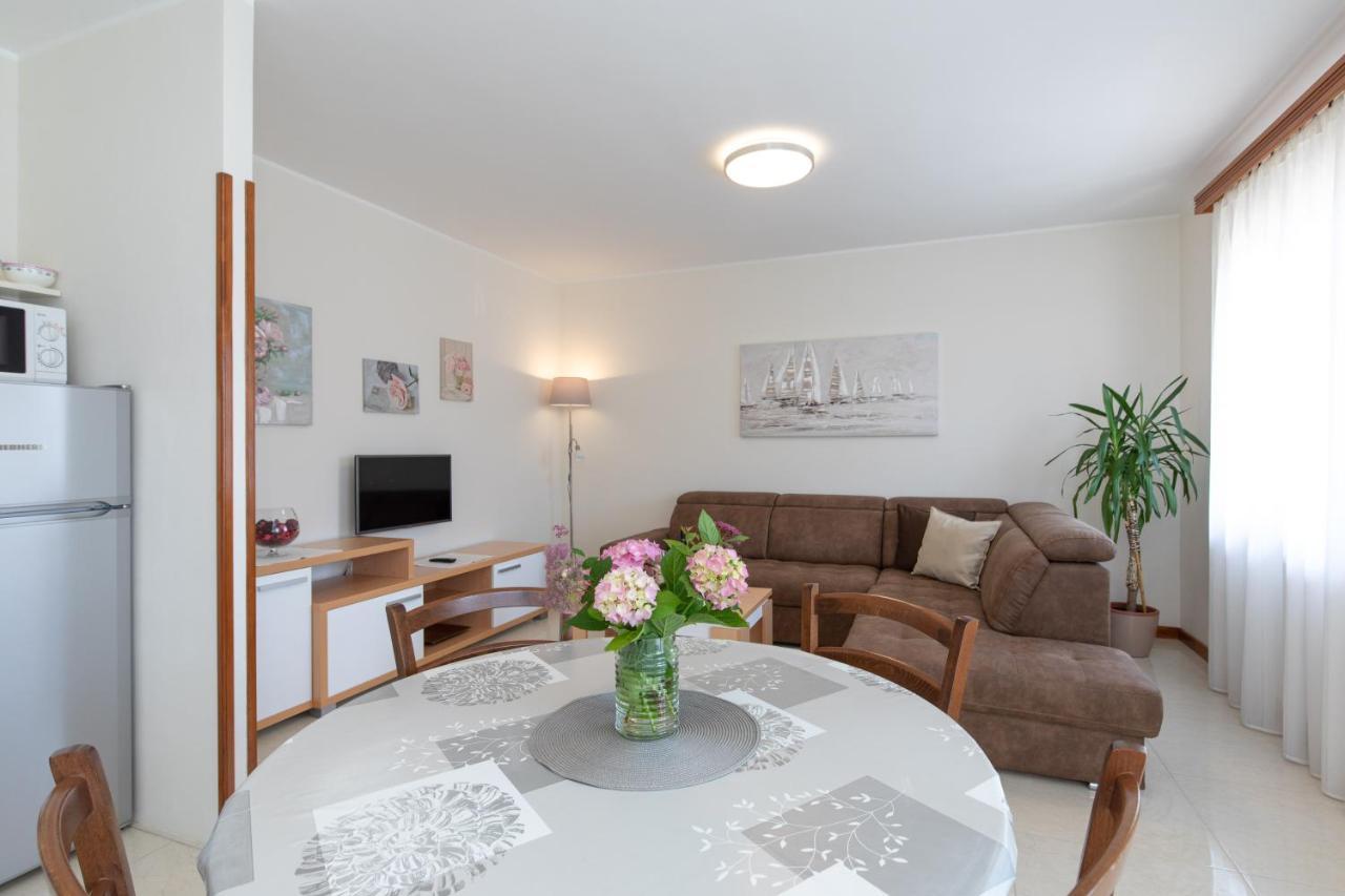 Apartments Dujmovic Ivo 2 Baška Esterno foto